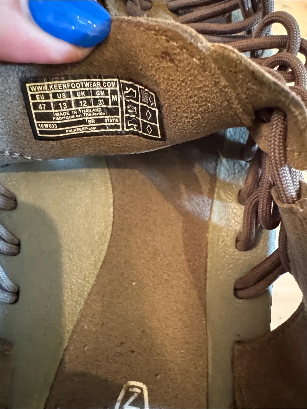 Keen Men's Uneek sandals-Olive Green-Size 13